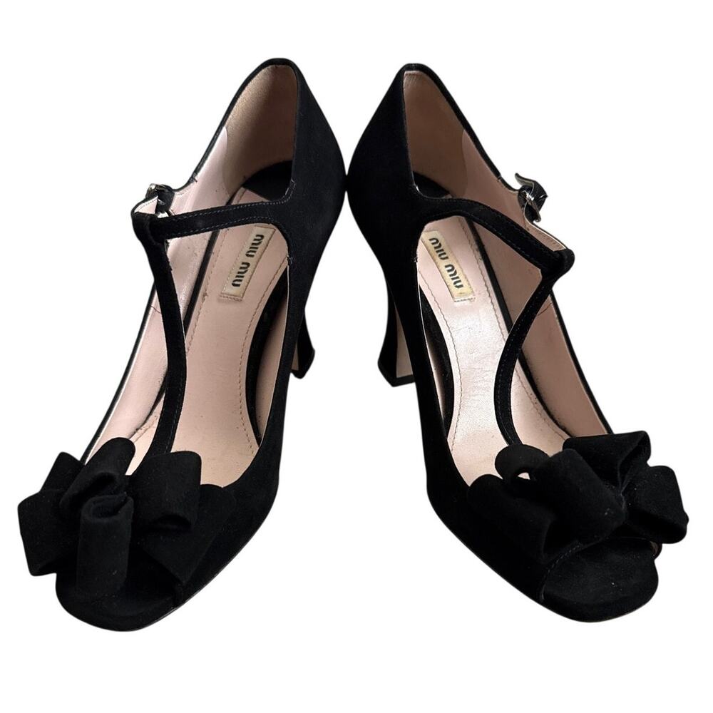 Miu Miu Black Suede Bow T-Strap Peep Toe Sandals Size 40 (US Size 10)